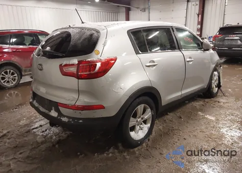 2013 Kia Sportage Lx z USA, uszkodzony, nr VIN KNDPB3A25D7410980